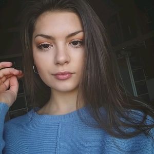 Meet your Posher, Sienna